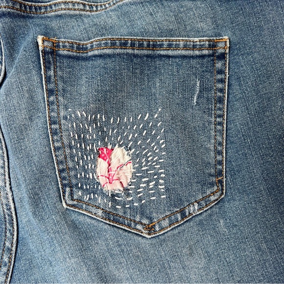 Embellished Gap Real Straight Denim - Picture 4 of 10